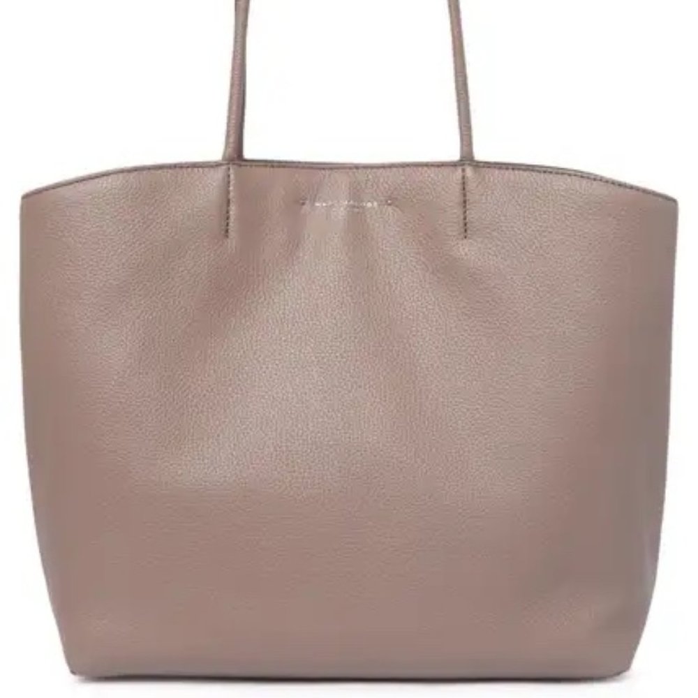 Marc Jacobs Supple Leather Tote Bag